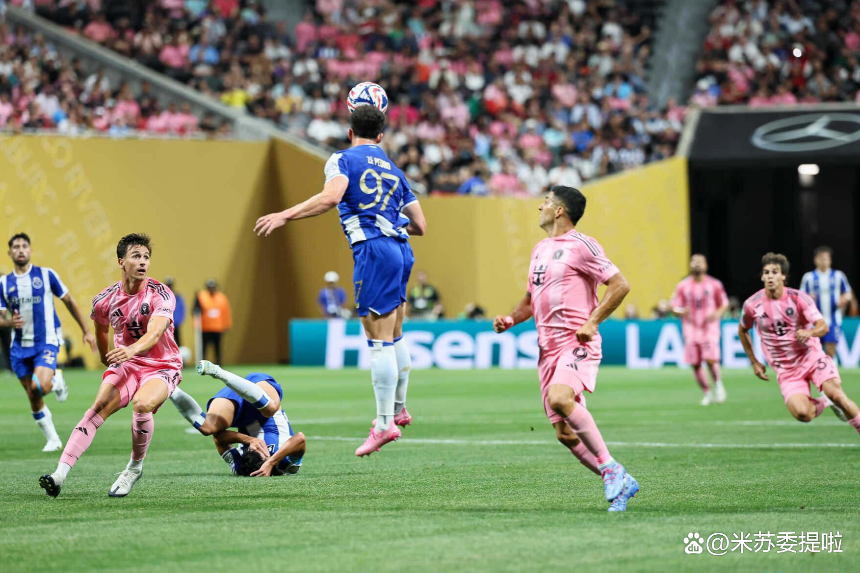 迈阿密热火训练开放日，加时末段复出首秀引观众欢呼，亚洲杯在即，身体对抗强度拉满的简单介绍-万博体育下载