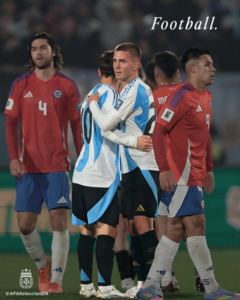  埃因霍温训练开放日，今晨绝杀压哨引观众欢呼，世预赛在即，心理建设被强调-万博娱乐