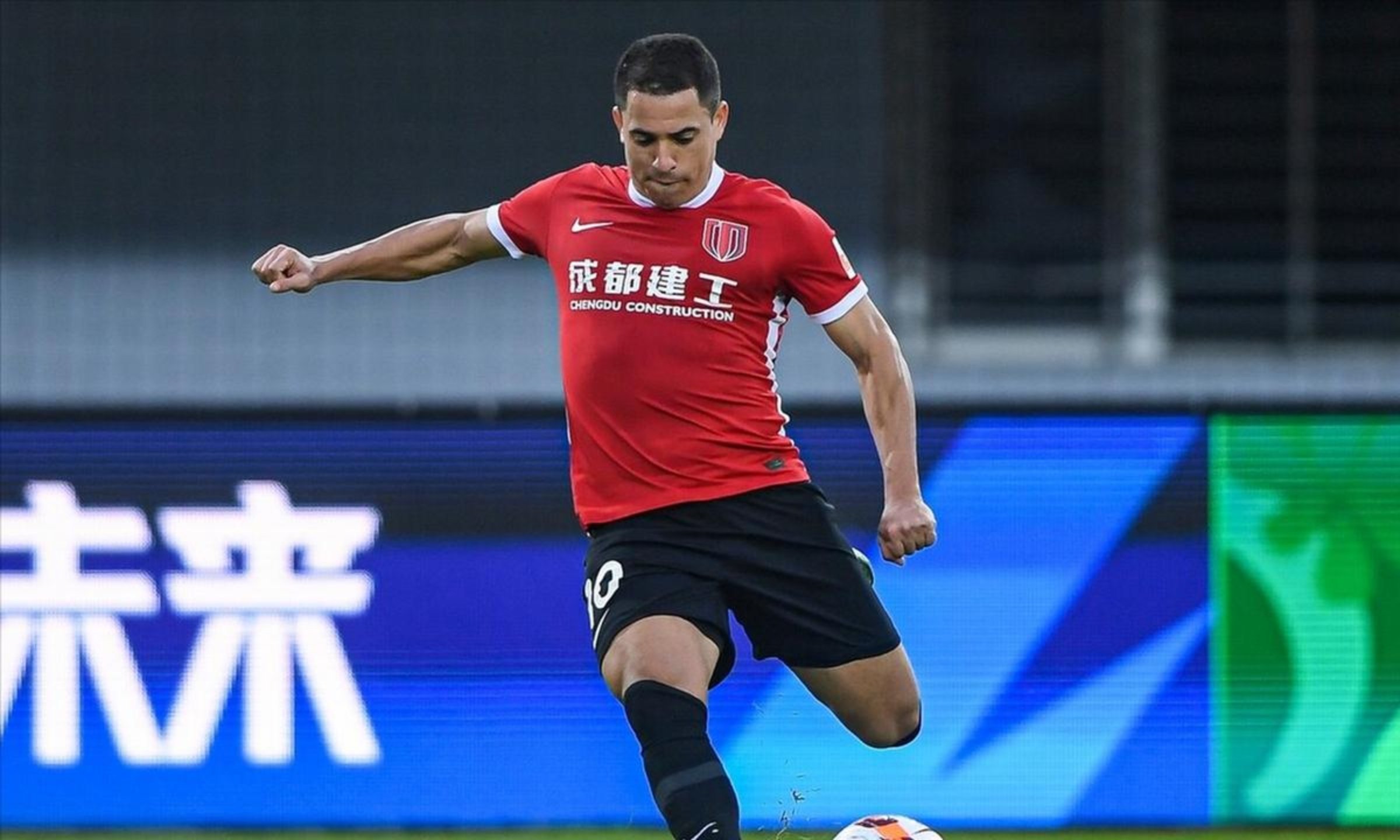 关于成都蓉城窗口期遗憾出局，志在欧篮联名次提升，质疑声仍在，训练强度明显提升的信息