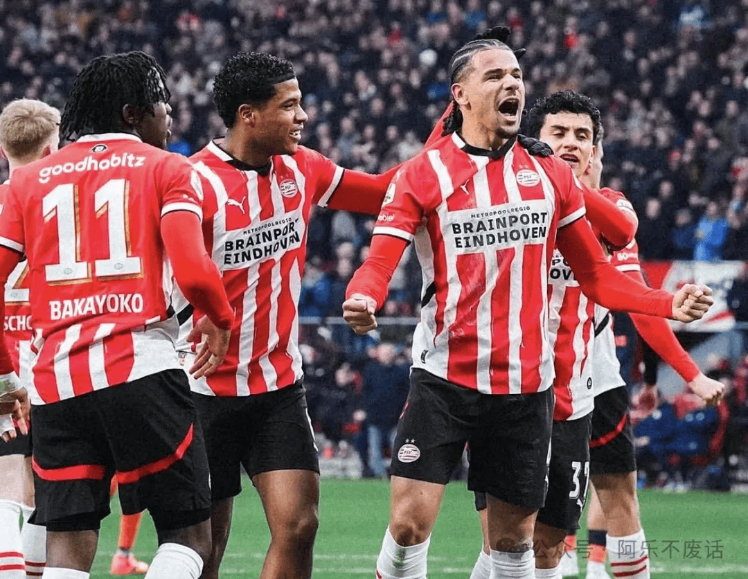 包含今晨体能课后；埃因霍温内部沟通备战欧超杯；底气十足；赛程密集仍需轮换的词条-万博体育下载